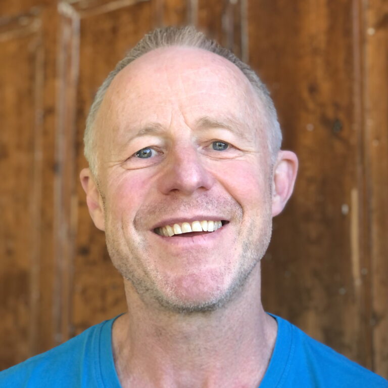 charlie-morrissey-Spiral-and-root-earthdance-professional-contact-improvisation-training-forgotten-land-gatherings