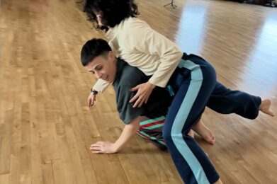 SPIRAL-AND-ROOT-EARTHDANCE-PROFESSIONAL-CONTACT-IMPROVISATION-TRAINING-FORGOTTEN-LAND