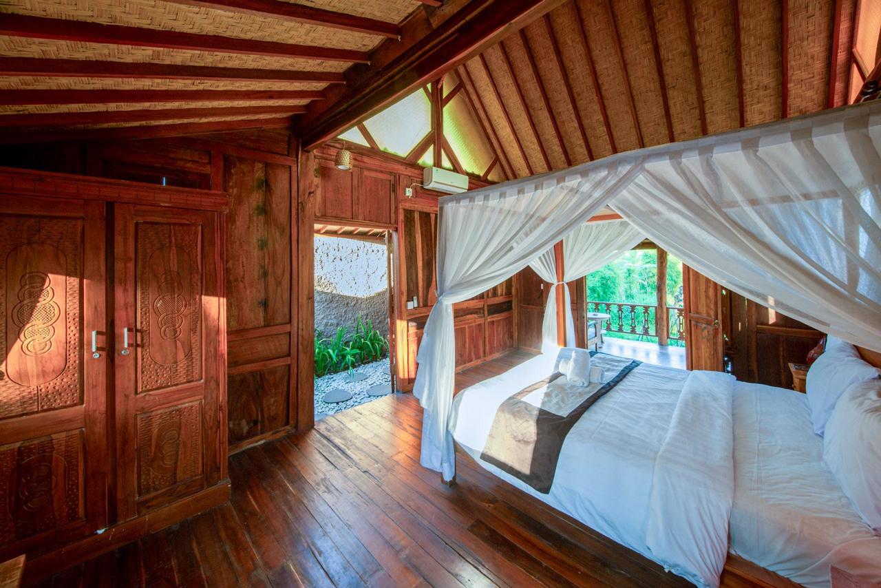 Songs-of-the-earth-studio-ubud-bali-forgotten-land